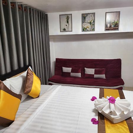 Sun Chakra Boutique Hotel Phnom Penh Exteriör bild